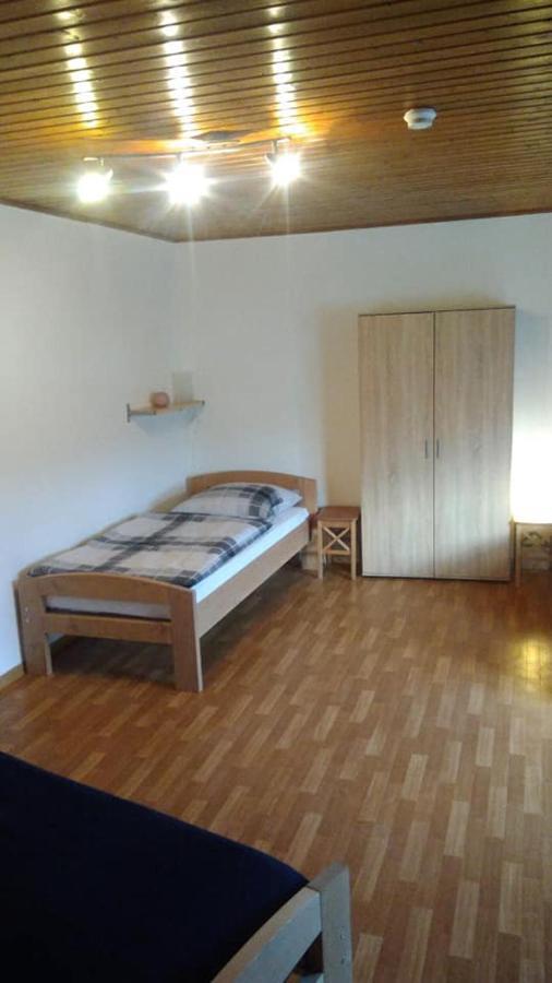 "Klein Und Fein"-Monteurzimmer Pohlheim Экстерьер фото